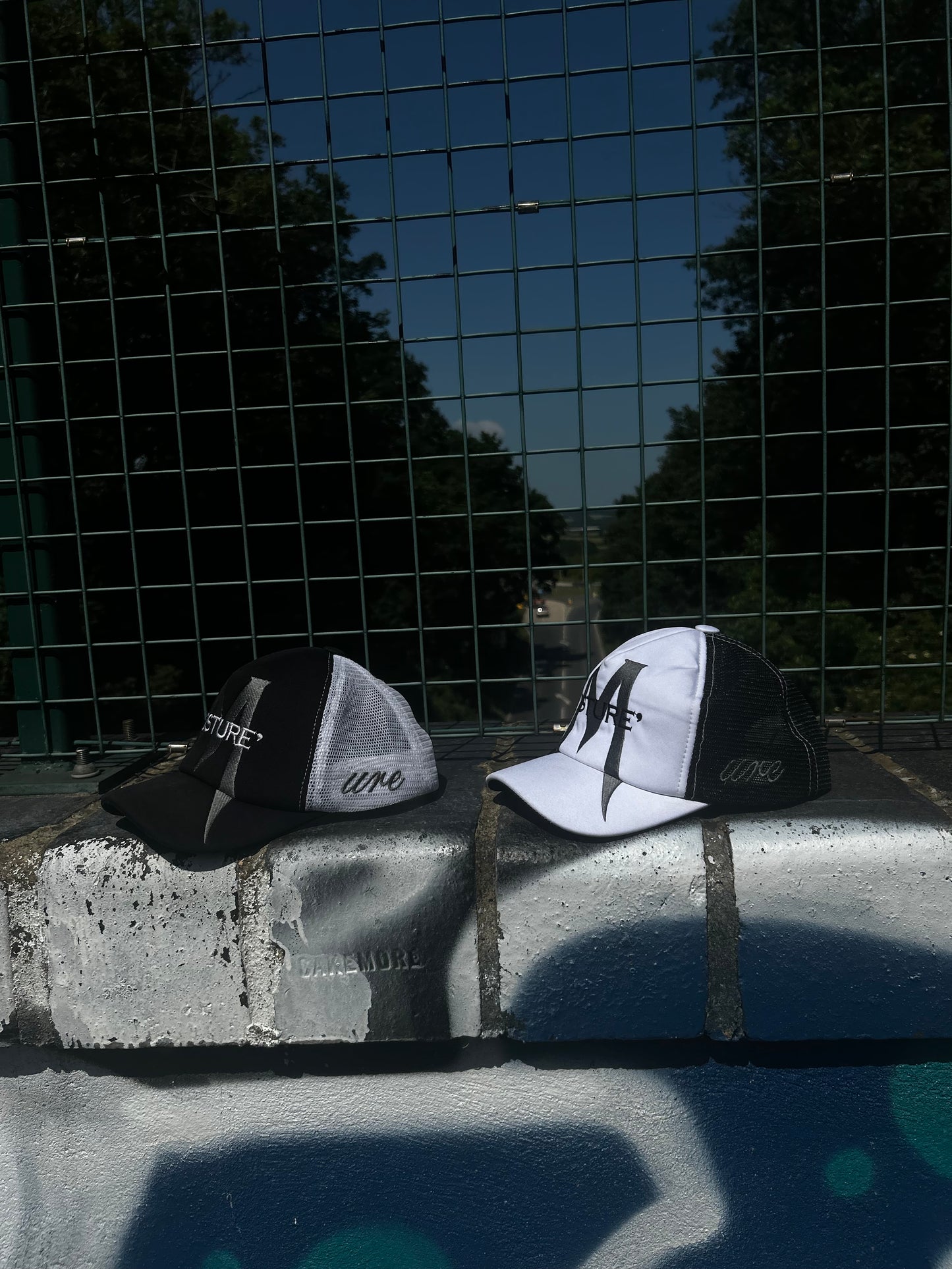 MOSTURE WHITE CAP